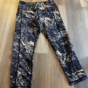 CVG marble Capri leggings
